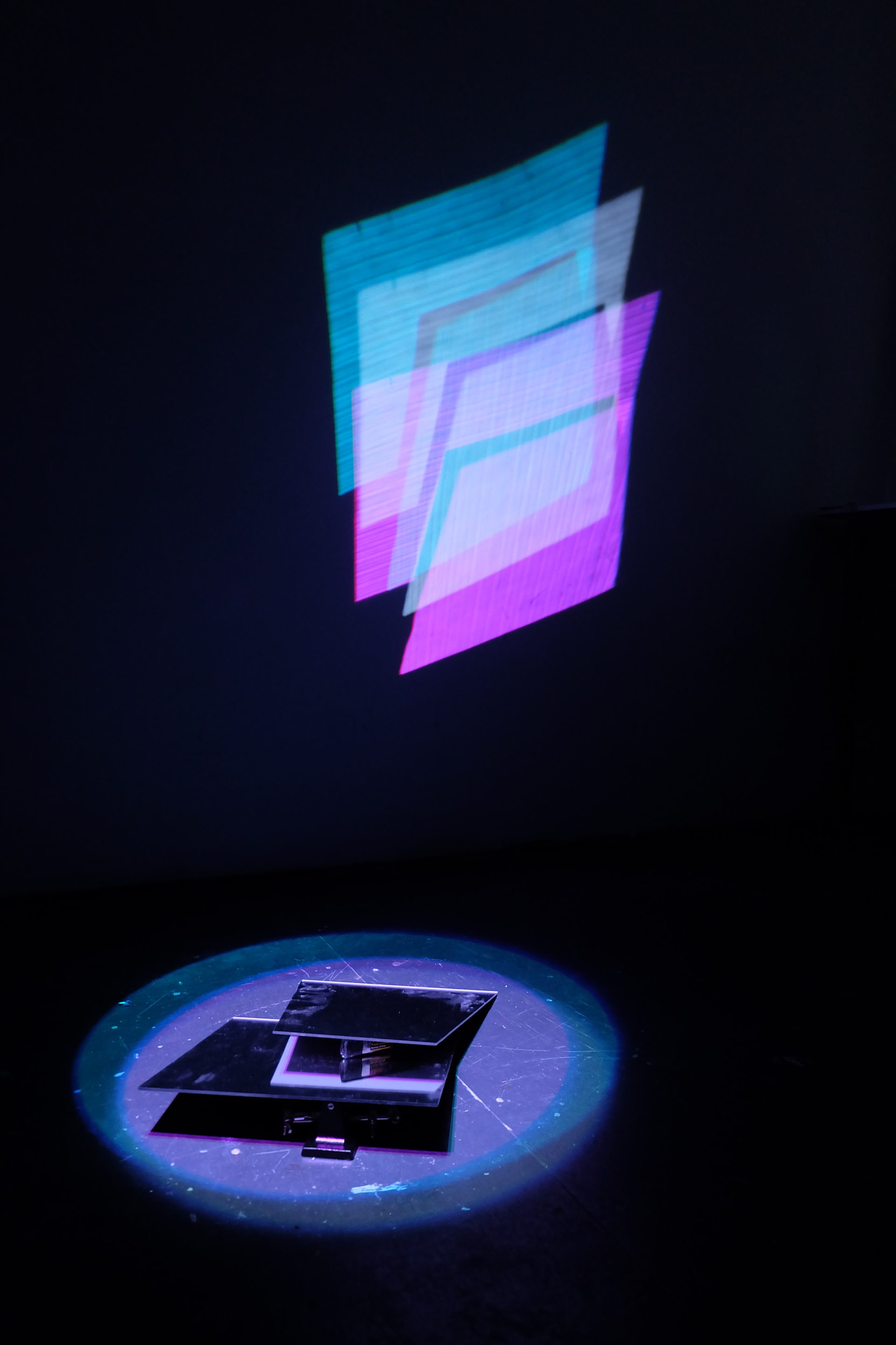 Jonathan Sims aka chromadetic, ENOPTROMANCY – holocenter