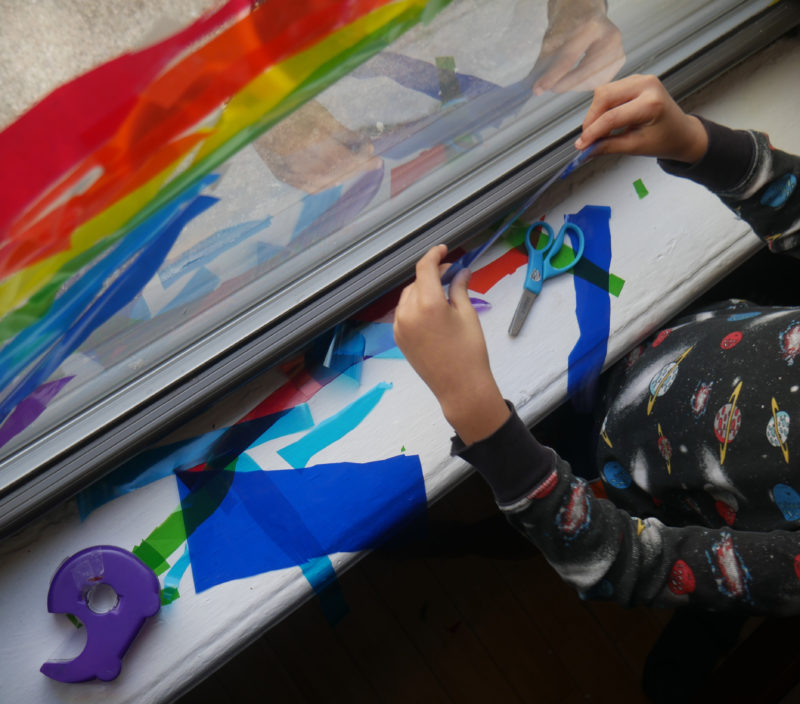 LIGHT WINDOWS Activities – Holocenter