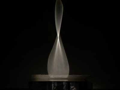 Nooshin Rostami, Zamân, 2020 Installation with sculptural elements and light
